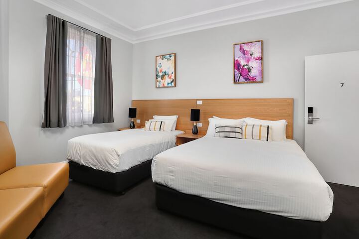 Room 2 of 48