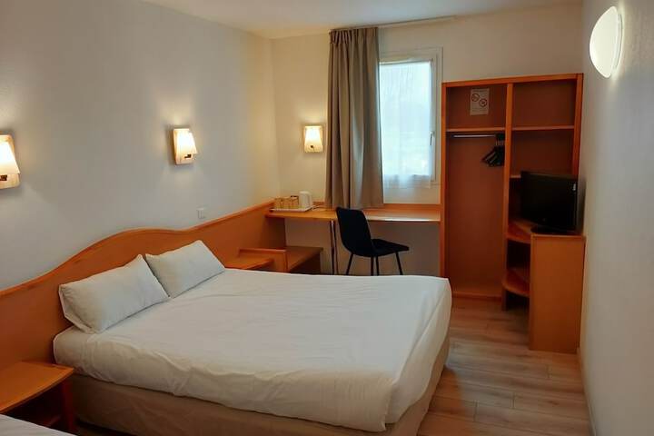 Room 6 of 21