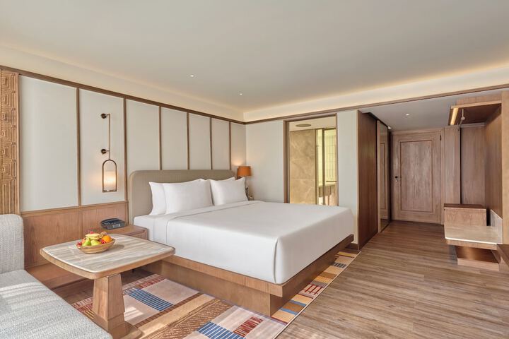 Room 5 of 27