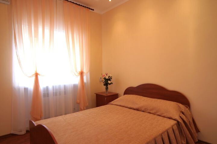 Room 6 of 64