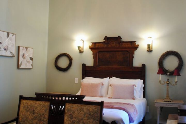 Room 19 of 28