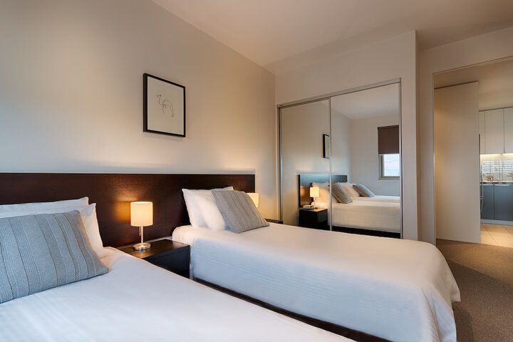 Room 6 of 20