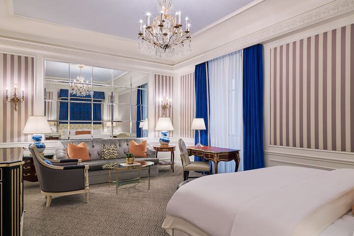 Room 2 of 31