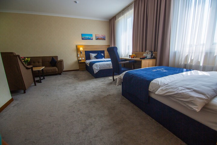 Room 13 of 47