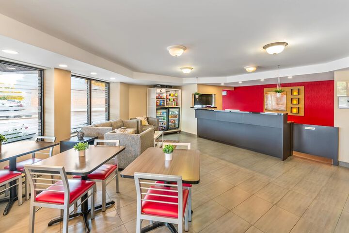 Hotel Interior 4 of 39