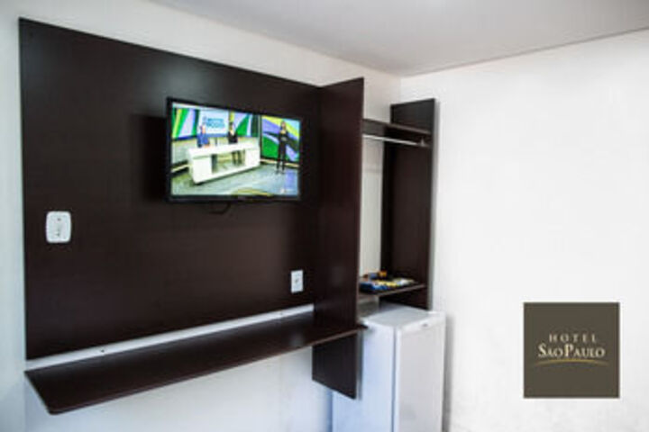 Room 22 of 39