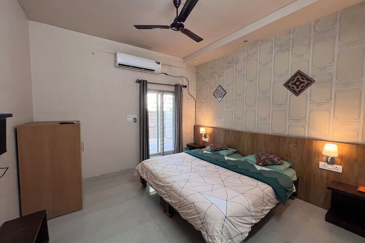 Room 9 of 58