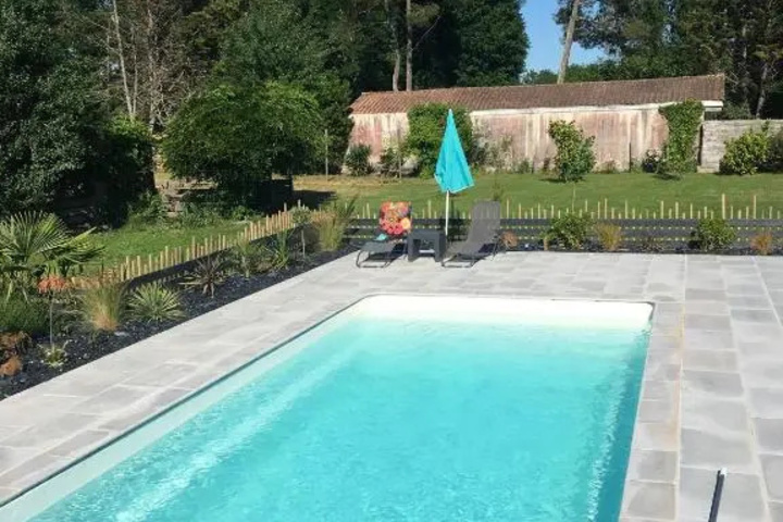 Pool 9 of 14
