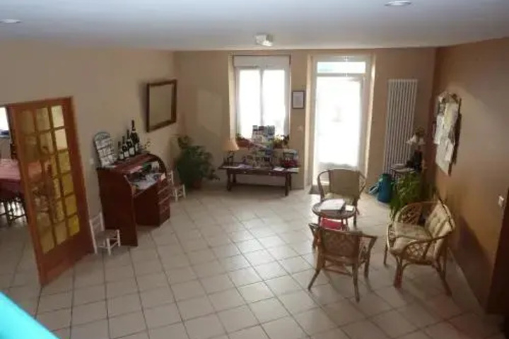 Room 8 of 14