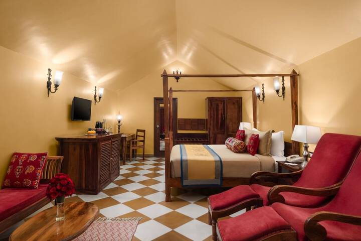 Room 25 of 65