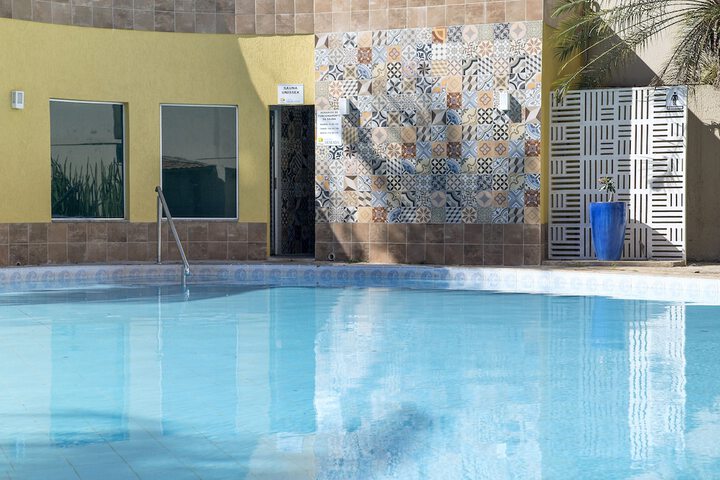 Pool Hotel