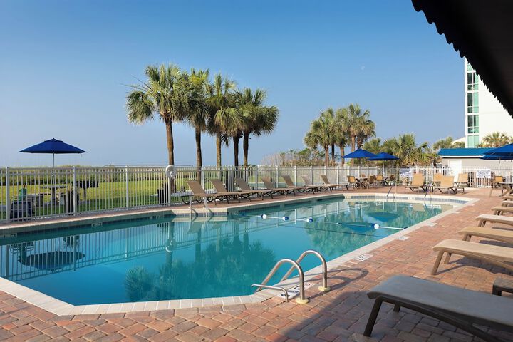Pool Hotel