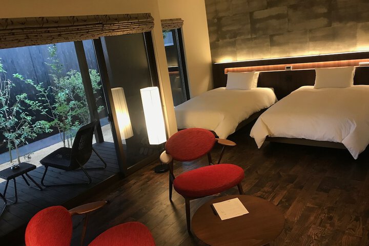 Room 7 of 39