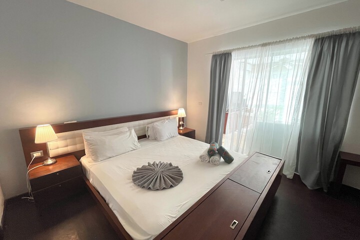 Room 35 of 267
