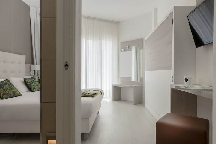 Room 20 of 125