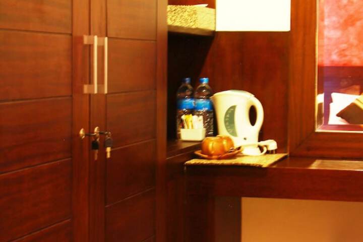 Room 19 of 49