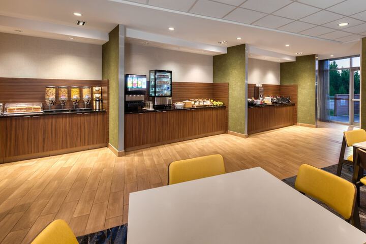 Breakfast/Coffee Service 27 of 36