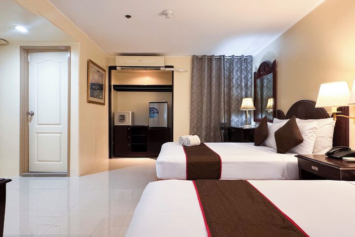 Room 19 of 29