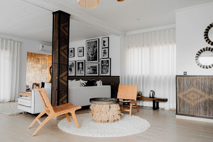 Room 44 of 149