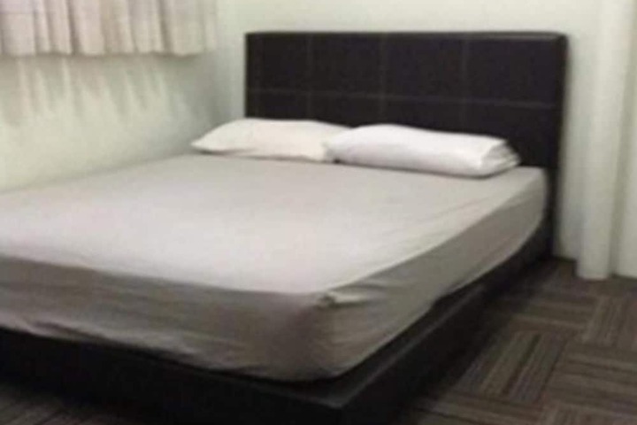 Room 3 of 5