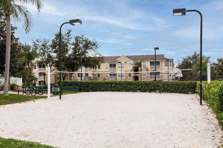 Property Grounds 60 of 68