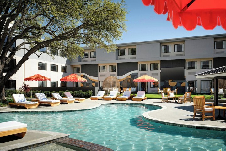 Pool 50 of 85