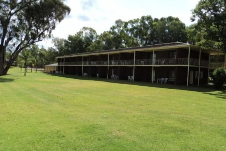 Property Grounds 36 of 43