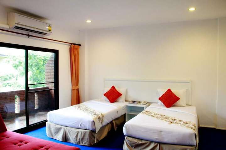 Room 30 of 81