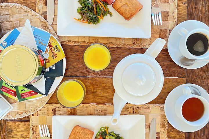 Breakfast/Coffee Service 97 of 148