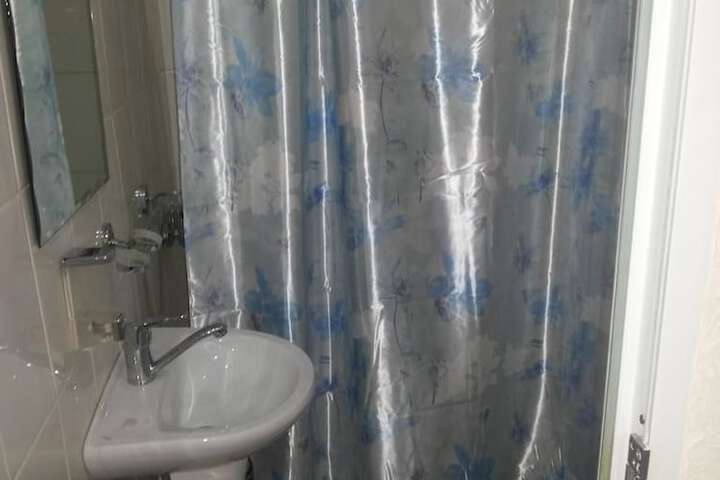 Room 15 of 22