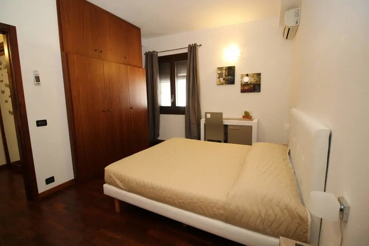 Room 22 of 24