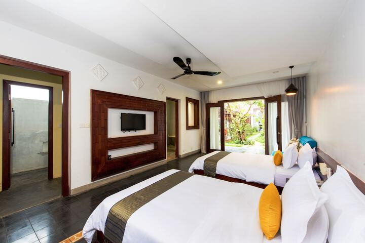 Room 15 of 38