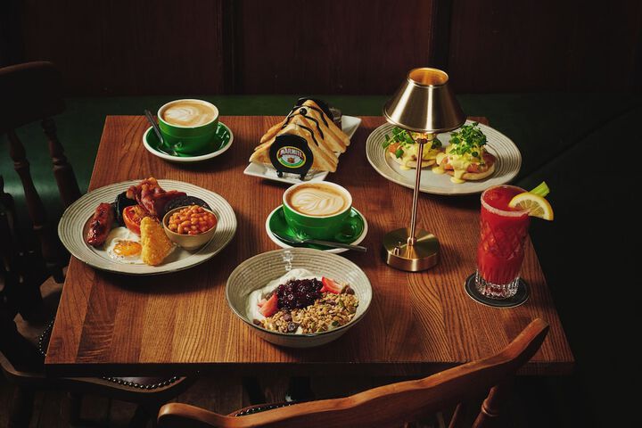 Breakfast/Coffee Service 30 of 67
