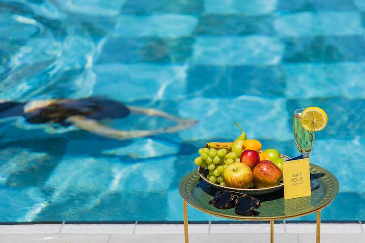 Pool Hotel