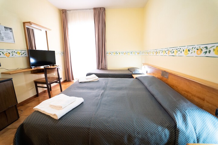Room 32 of 58