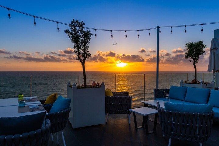 Terrace/Patio 77 of 78