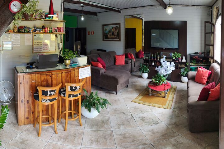 POUSADA ALOJAKI HOSTEL