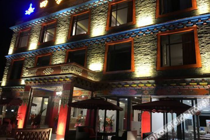 Hotel 3 of 32
