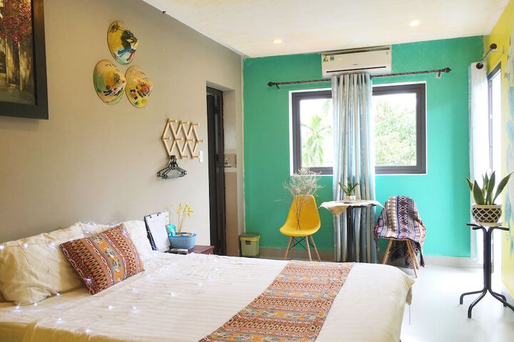 Room 8 of 47