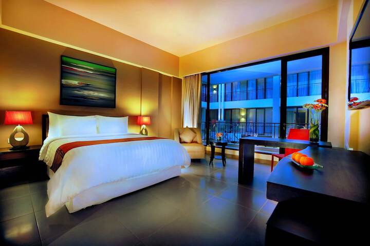 Room 13 of 81