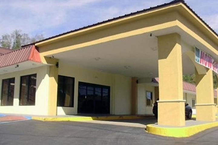 Hotel 16 of 17
