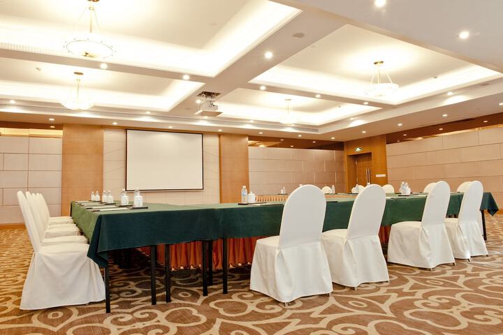 Meeting 70 of 86