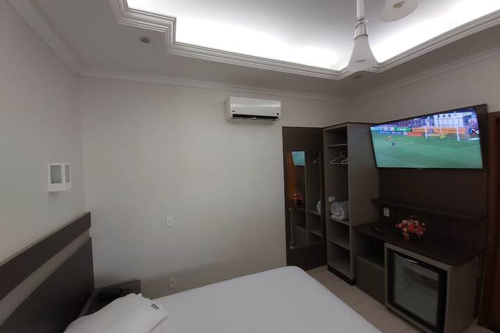 Room 14 of 35