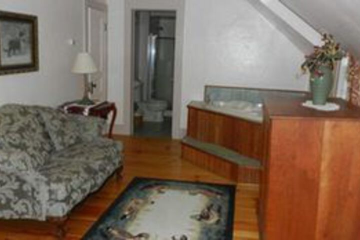 Room 18 of 26