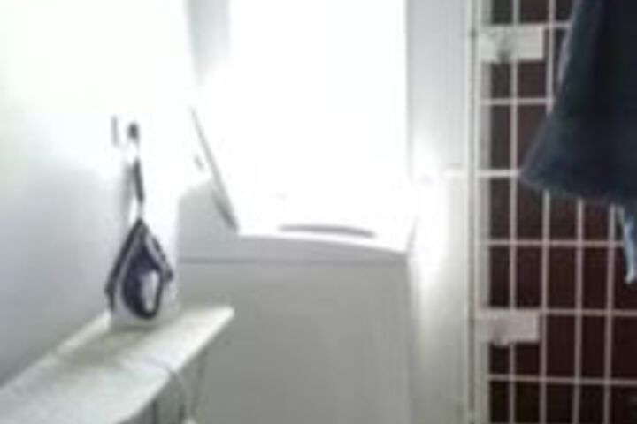 Room 12 of 16