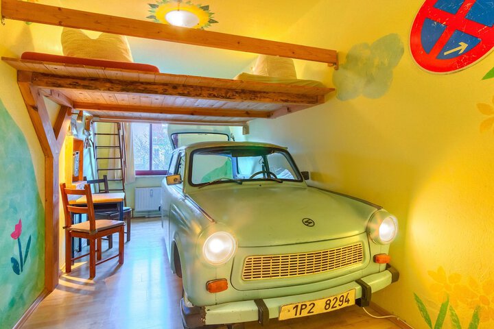 Room 10 of 69