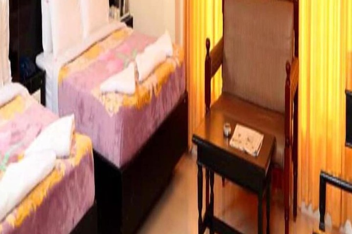 Room 6 of 19