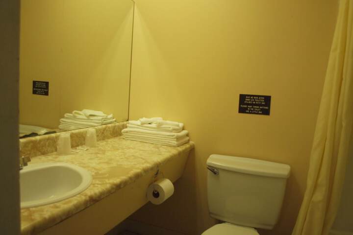 Room 37 of 46