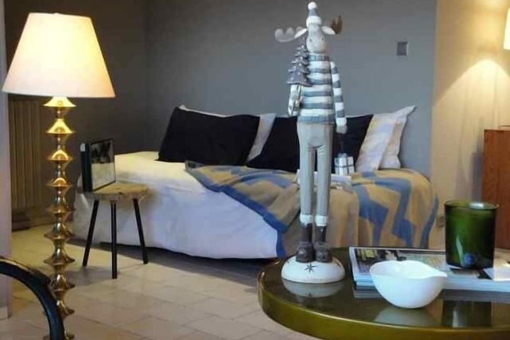 Room 4 of 29