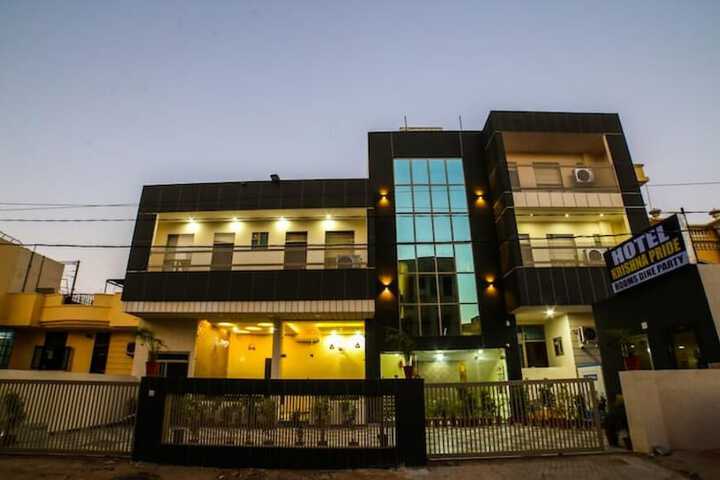 Hotel Krishna Pride